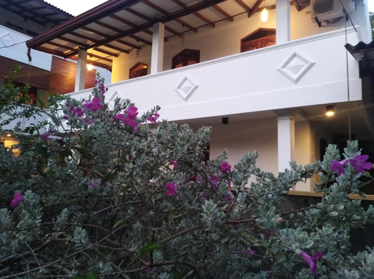 Villa Mihindi Hikkaduwa Εξωτερικό φωτογραφία